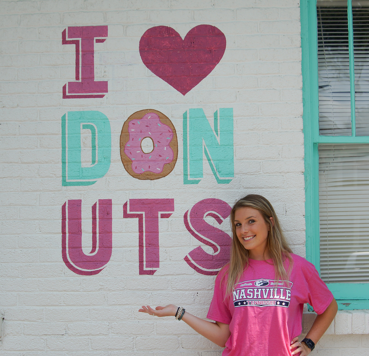 I Heart Donuts Mural